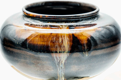 Japanese Chaire - 桶谷定一 Teiichi Oketani - Black Drip-Glazed Taikai Kyo-yaki Tea Canister