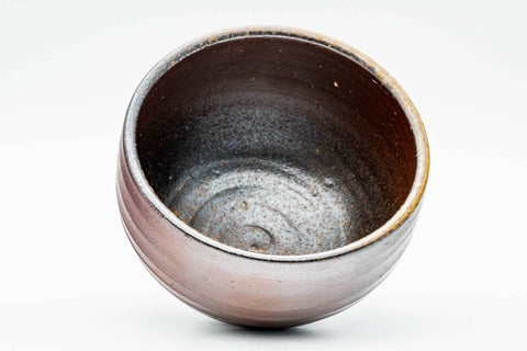 Overhead view looking into the Bizen chawan interior with a gold-toned rim