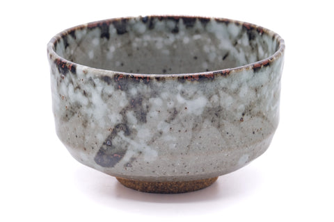 Japanese Matcha Bowl - 竹に雪 Abstract Grey White Speckled Chawan - 450ml