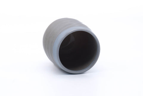 Tezumi — Japanese Teacup - Beige White Weathered Hagi-yaki Yunomi - 190ml — three-quarter view