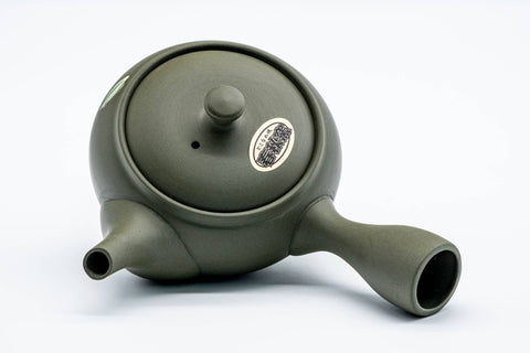 Camellia Painted Ryokudei Tokoname Teapot - 220ml