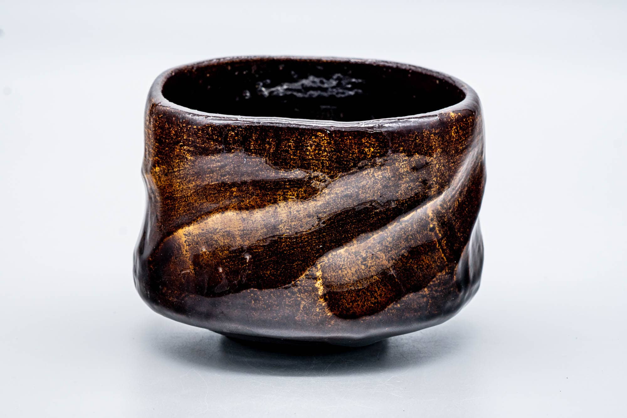 Japanese Matcha Bowl - 手 Spiraling Black Amber Glazed Raku Chawan - 300ml