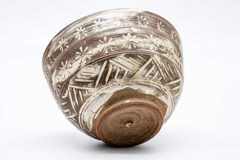 Japanese Matcha Bowl - Brown Chrysanthemum-stamped Mishima Wan-nari Chawan - 425ml