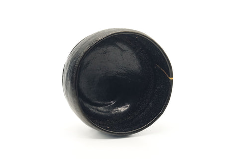 Japanese Matcha Bowl - 楽 Kintsugi Kuro-Raku Chawan - 530ml