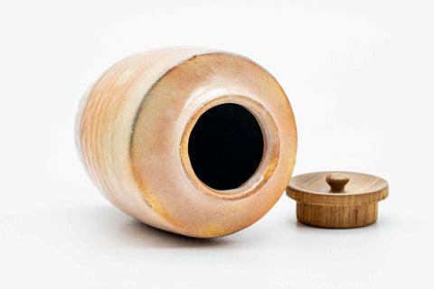 Japanese Chaire - 梅田陶楽 Umeda Touraku - Beige Pink Gohonte Hagi-yaki Tea Caddy with Shifuku