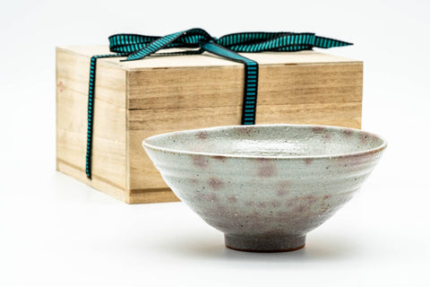 Japanese Matcha Bowl - Grey Gohonte Glazed Hira-gata Chawan with Wooden Box - 350ml - the shallow bowl beside its signed wooden storage box