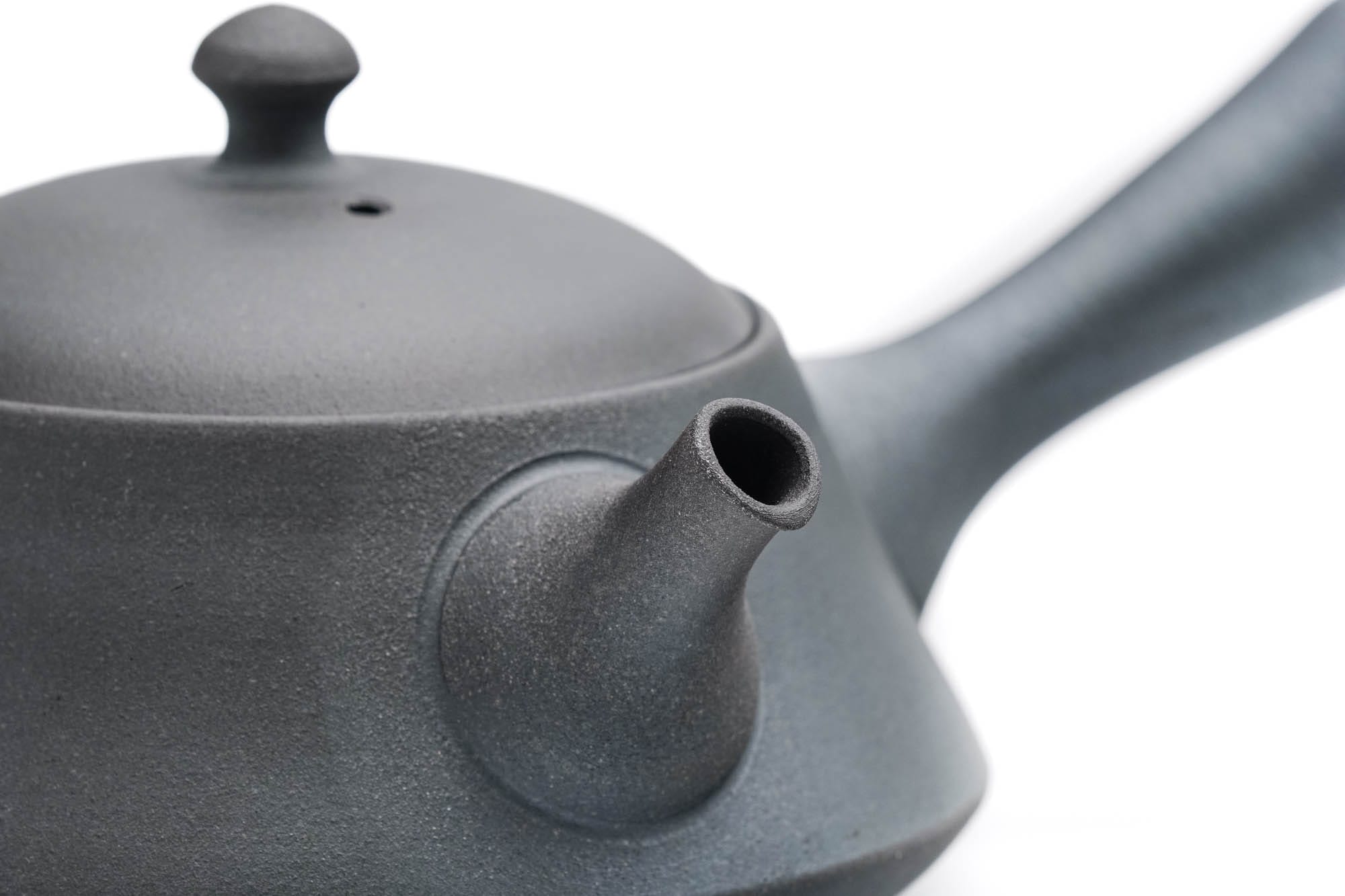 Japanese Kyusu - 藤田徳太 Fujita Tokuta - Trapezoidal Black Tokoname-yaki Teapot - 200ml