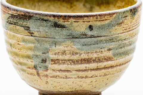 Japanese Matcha Bowl - Beige Glazed Spiraling Wan-nari Chawan - 200ml