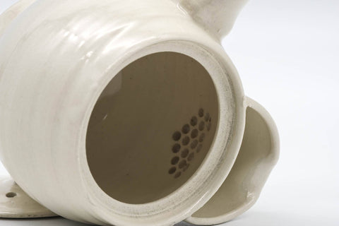 Tezumi — Japanese Kyusu - Wide Spout Beige Glazed Ceramic Teapot - 280ml — side profile showing the spout and handle