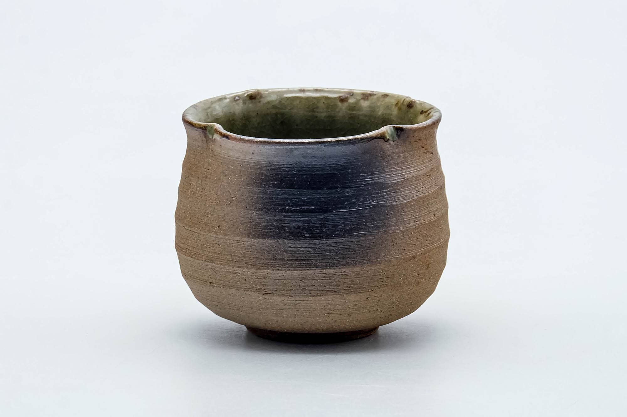 Japanese Teacup - Ash Glazed Floral-Shpaed Shigaraki-yaki Yunomi - 100ml