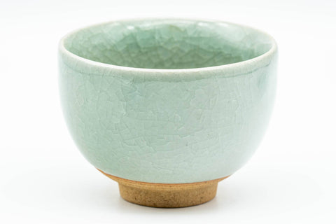 Tezumi — Japanese Teacup - Mint Green Celadon Glazed Yunomi - 130ml — inverted showing the foot ring