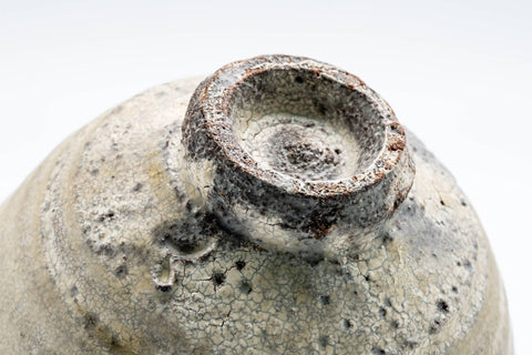 Japanese Matcha Bowl - 鈴木八郎 Hachiro Suzuki - 太子窯 Taishi Klin - Kohiki Glazed Seto-yaki Chawan - 300ml