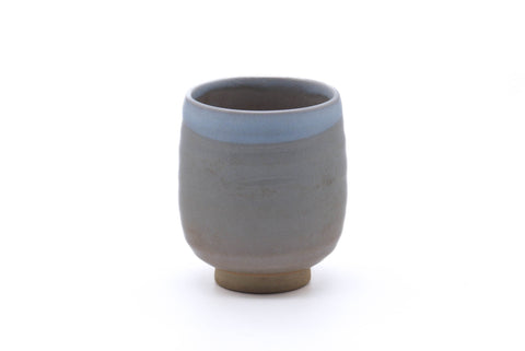 Tezumi — Japanese Teacup - Beige White Weathered Hagi-yaki Yunomi - 190ml — front view from another angle