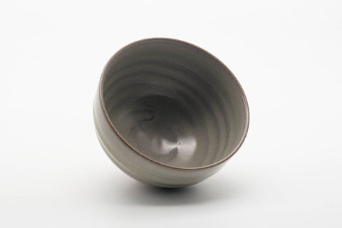 Tezumi — Japanese Matcha Bowl - Milky Grey White Glazed Spiraling Kiyomizu-yaki Chawan - 400ml — three-quarter view