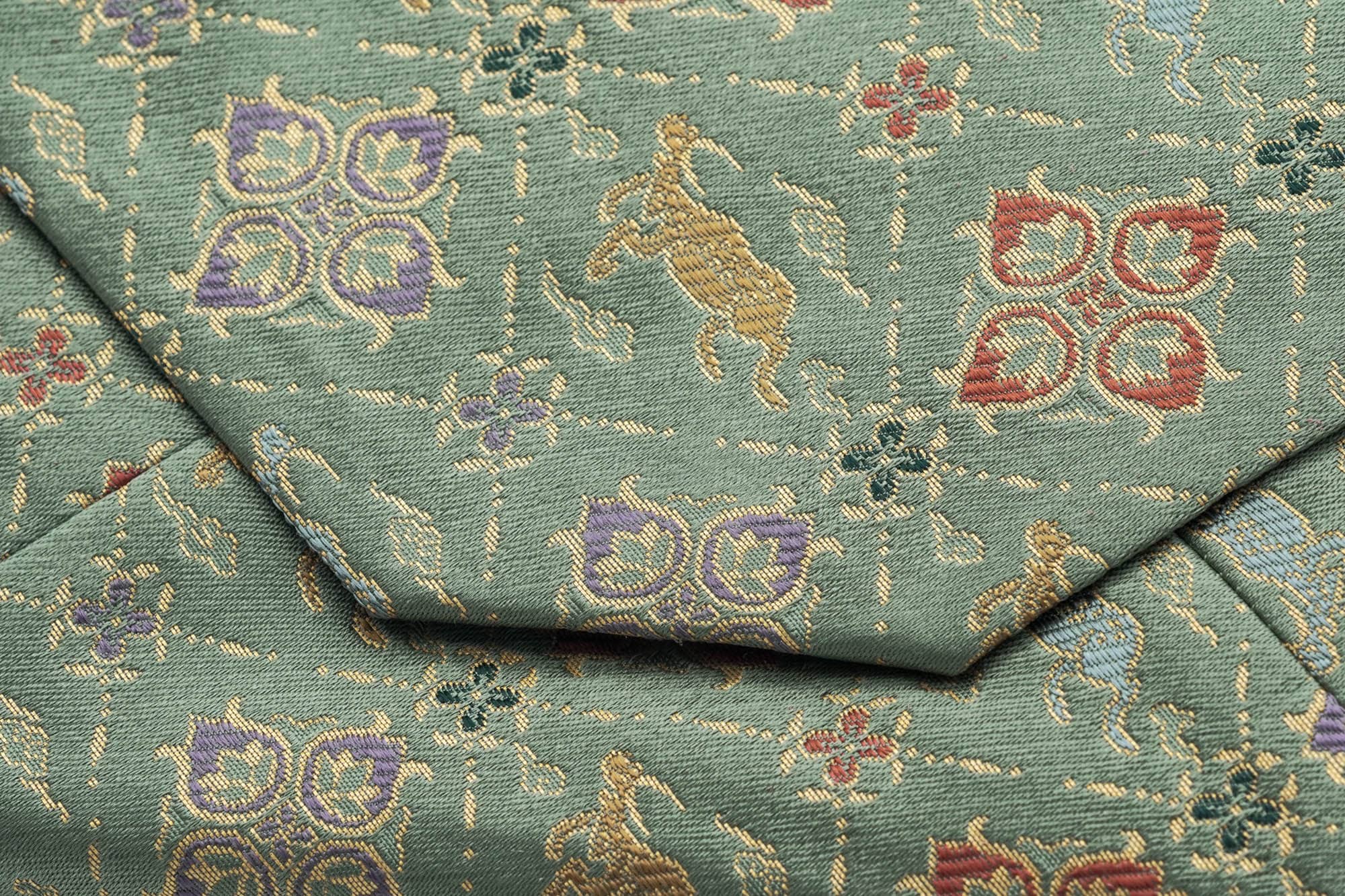 Japanese Sukiya-bukuro - Hishigatahiushigemon Silk Brocade