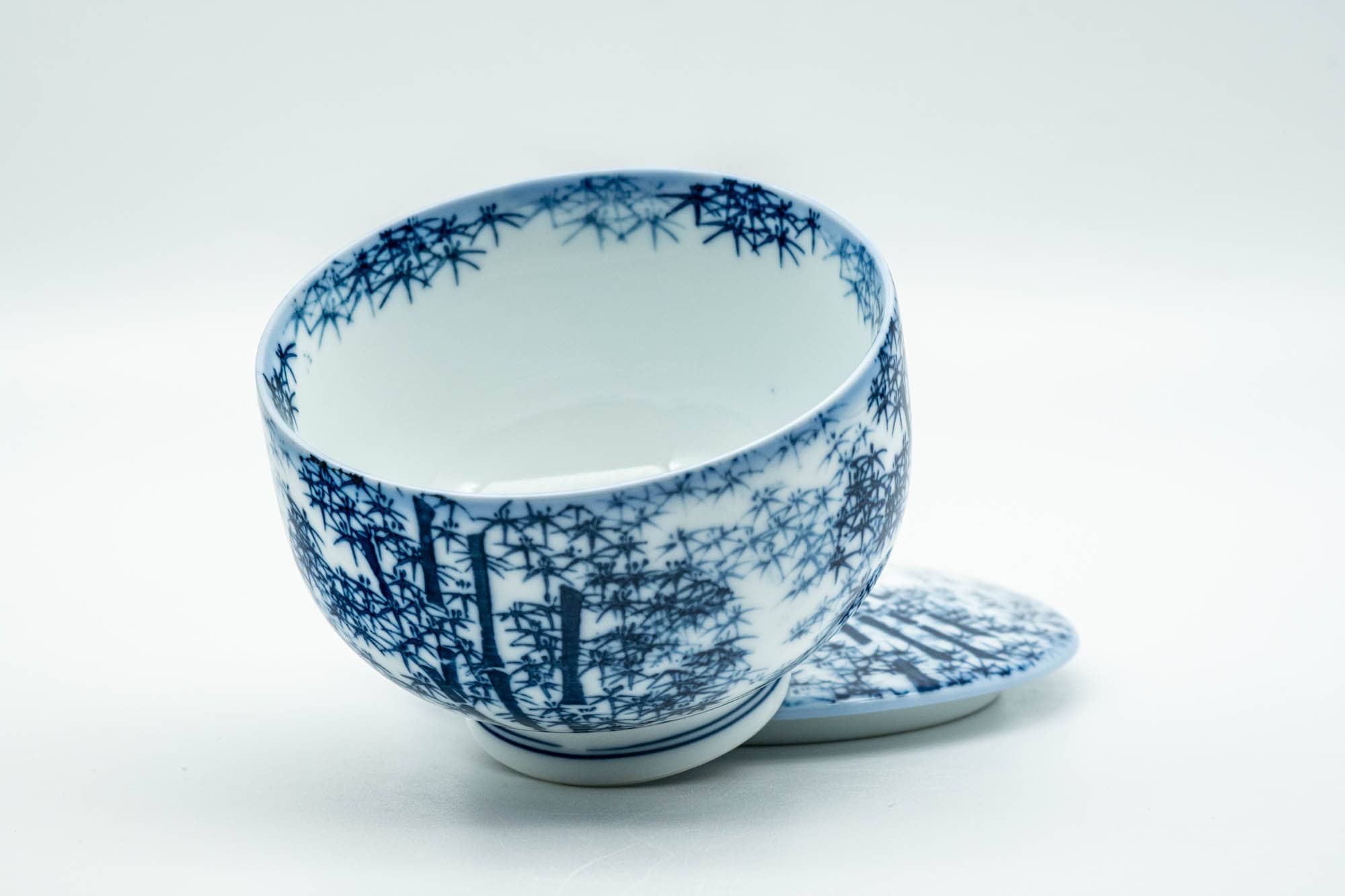 Japanese Teacup - Blue Bamboo Arita-yaki Lidded Yunomi - 140ml - Tezumi