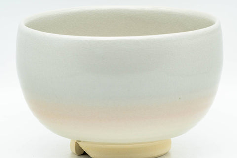 Tezumi — Japanese Matcha Bowl - Beige Peach Glazed Kyo-yaki Chawan - 400ml — inverted showing the foot ring