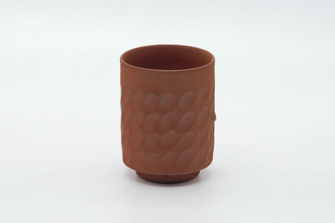 Tezumi — Japanese Teacup - Red Floral Nihonmatsu Banko-yaki Yunomi - 130ml — front view from another angle
