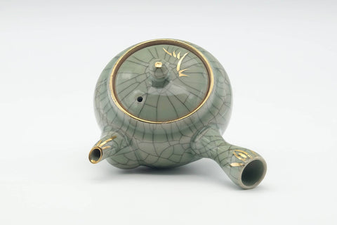 Tezumi — Japanese Kyusu - Golden Horse Green Celadon Glazed Obori Soma-yaki Porcelain Teapot - 200ml — top-down view of the lid