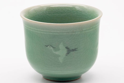 Tezumi — Japanese Teacup - Egret Green Celadon Yunomi - 130ml — tipped to show the interior