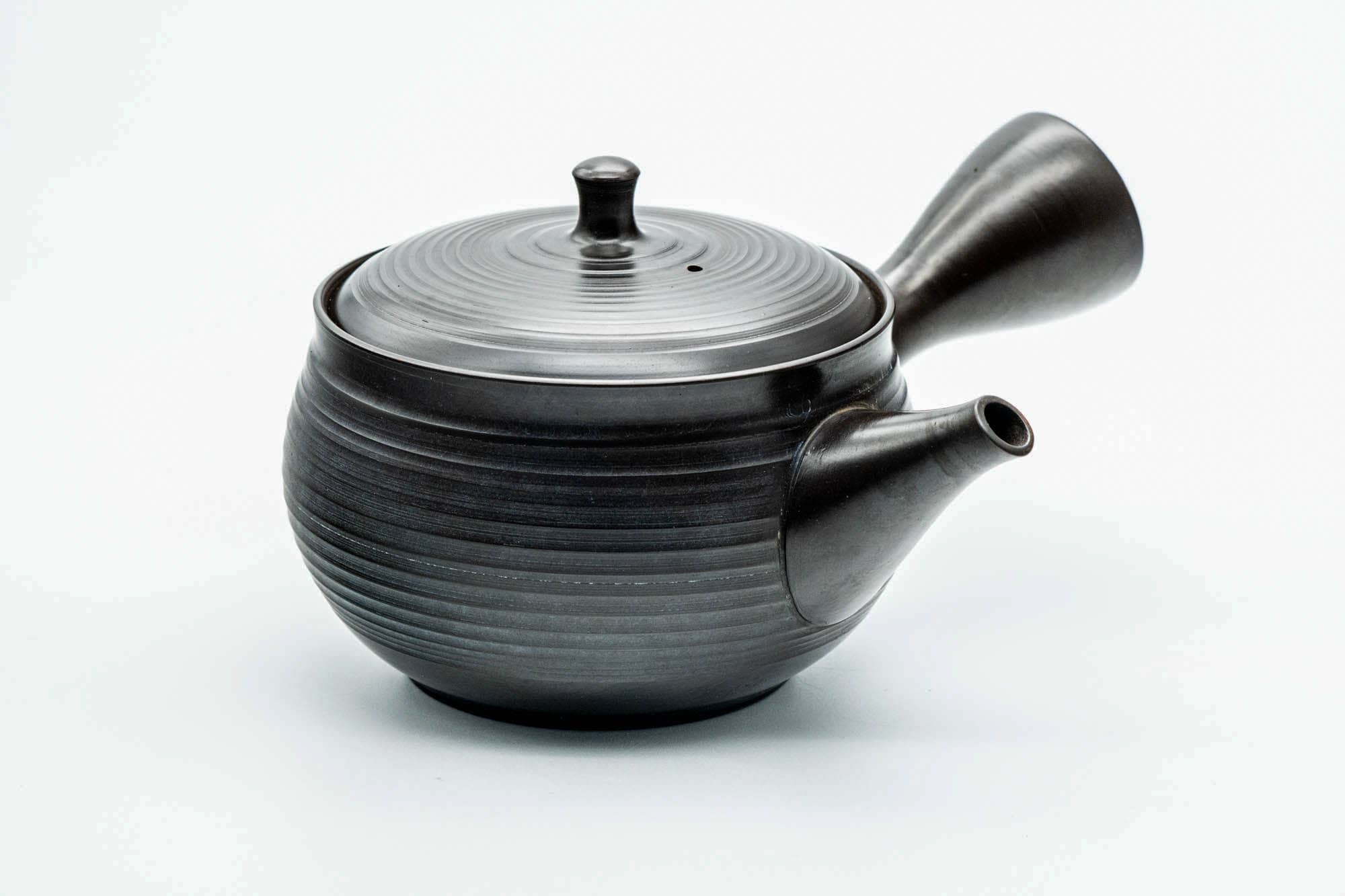 Japanese Kyusu - 玉龍 Gyokuryu Umehara Jiro - Spiraling Kokudei Tokoname-yaki Mesh Teapot - 300ml