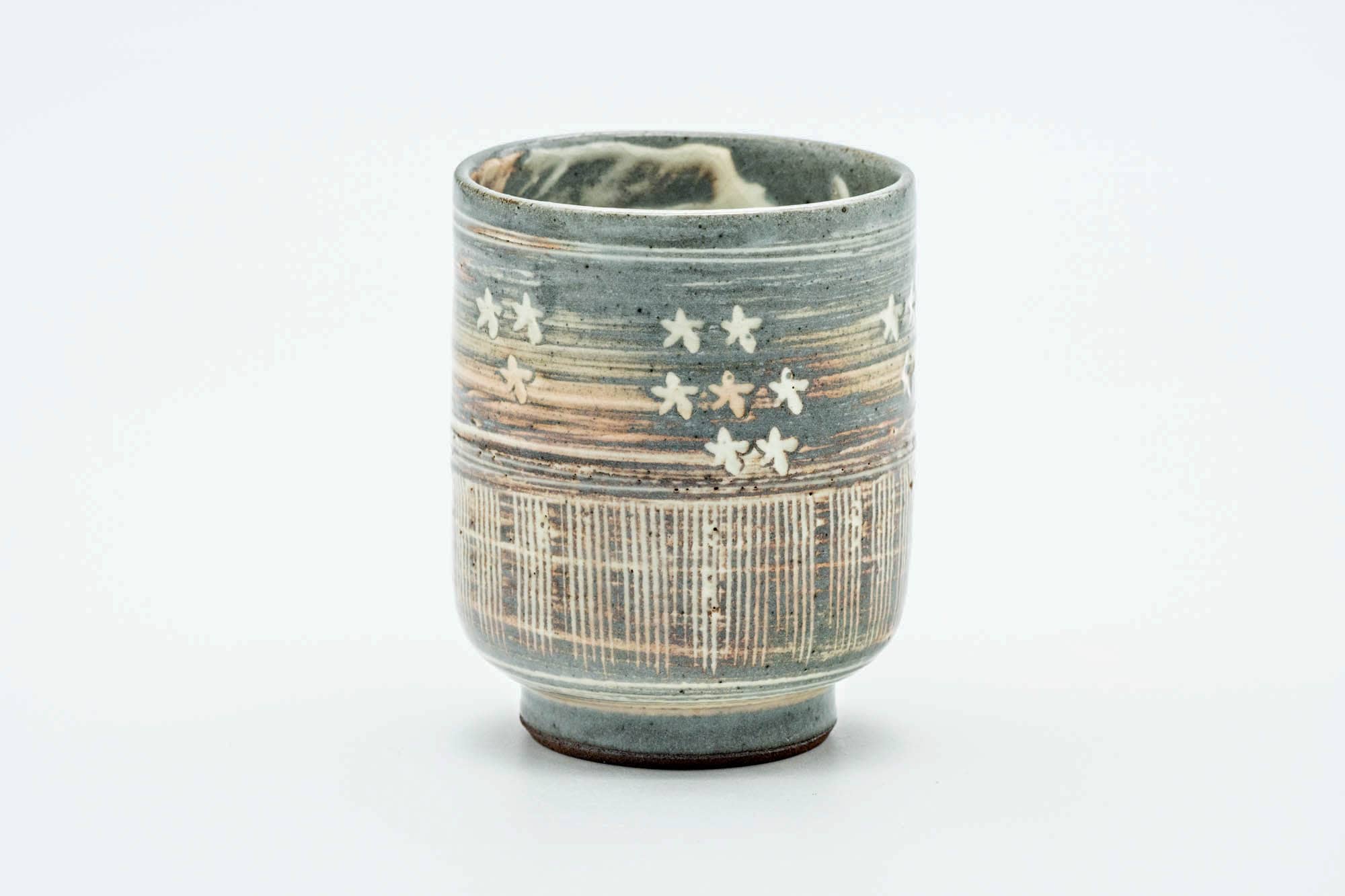 Japanese Teacup - Grey White Floral Engraved Kiyomizu-yaki Yunomi - 150ml