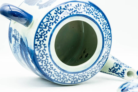 Japanese Kyusu - Blue Geometric Mountainous Motif Porcelain Do-ake Ushirode Teapot - 550ml - lid removed showing the interior, lid beside