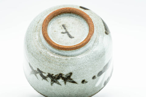 Japanese Teacup - Tiny Floral Grey Glazed Guinomi - 45ml - underside view showing the footring and maker's mark