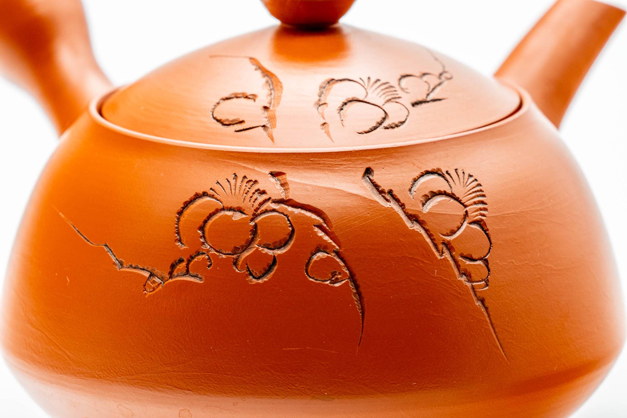 Japanese Kyusu - Floral Engraved Red Shudei Tokoname-yaki Ceramic Filter Teapot - 275ml