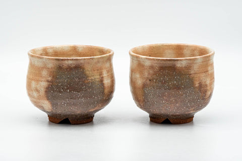 Tezumi — Japanese Teacups - Pair of Beige Brown Gohonte Hagi-yaki Yunomi - 180ml — front view from another angle