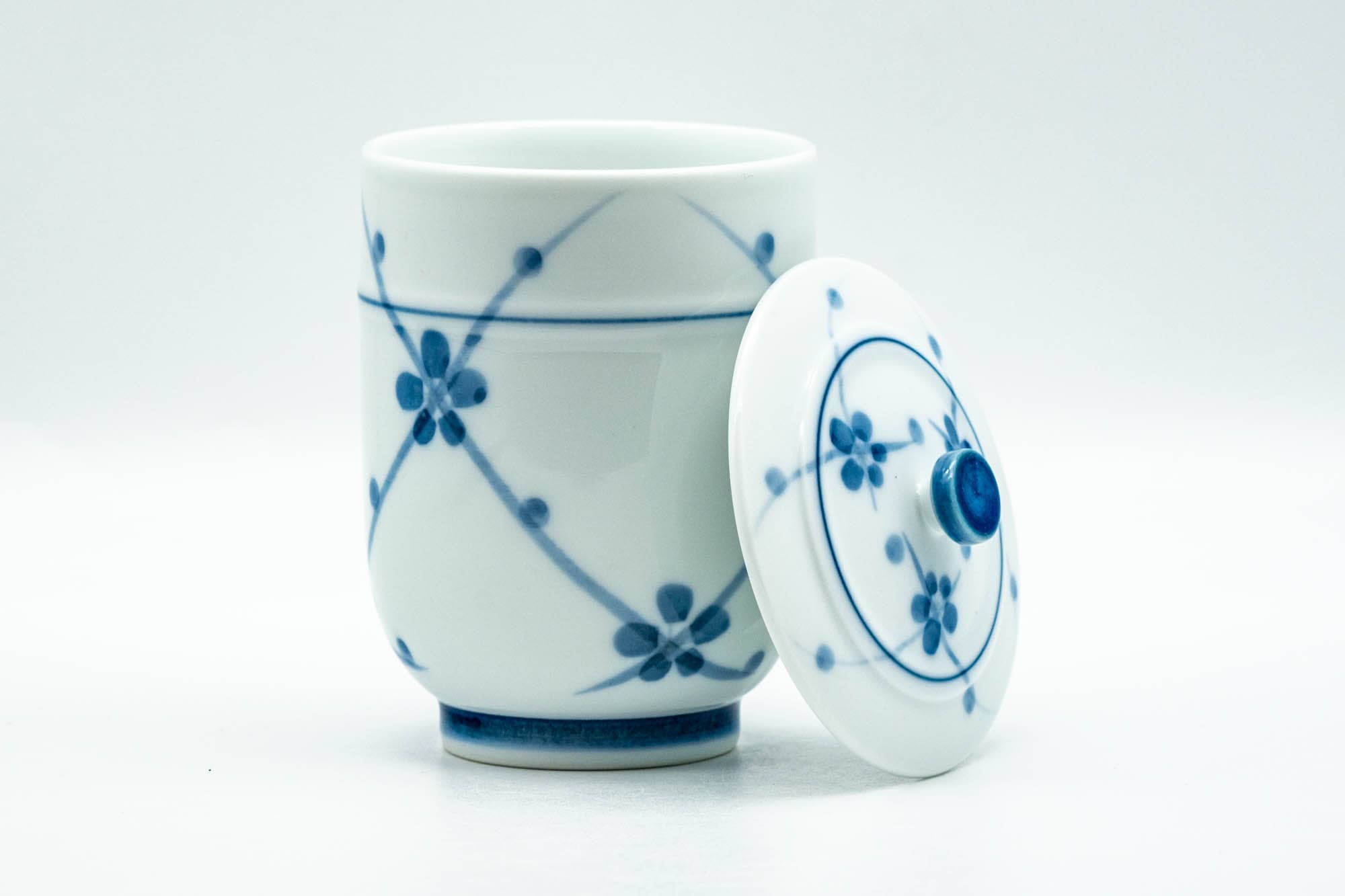 Japanese Teacup - Blue Floral Geometric Arita-yaki Lidded Yunomi - 160ml