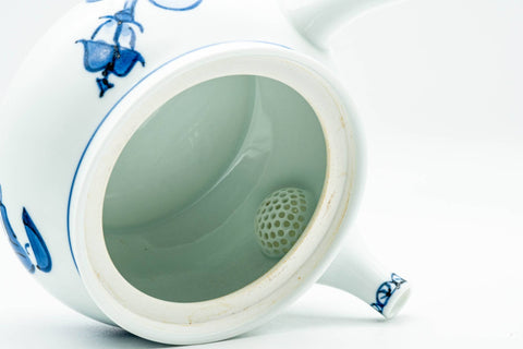 Japanese Kyusu - Blue Rickshaw Lamp Decorated White Porcelain Arita-yaki Debeso Teapot - 400ml