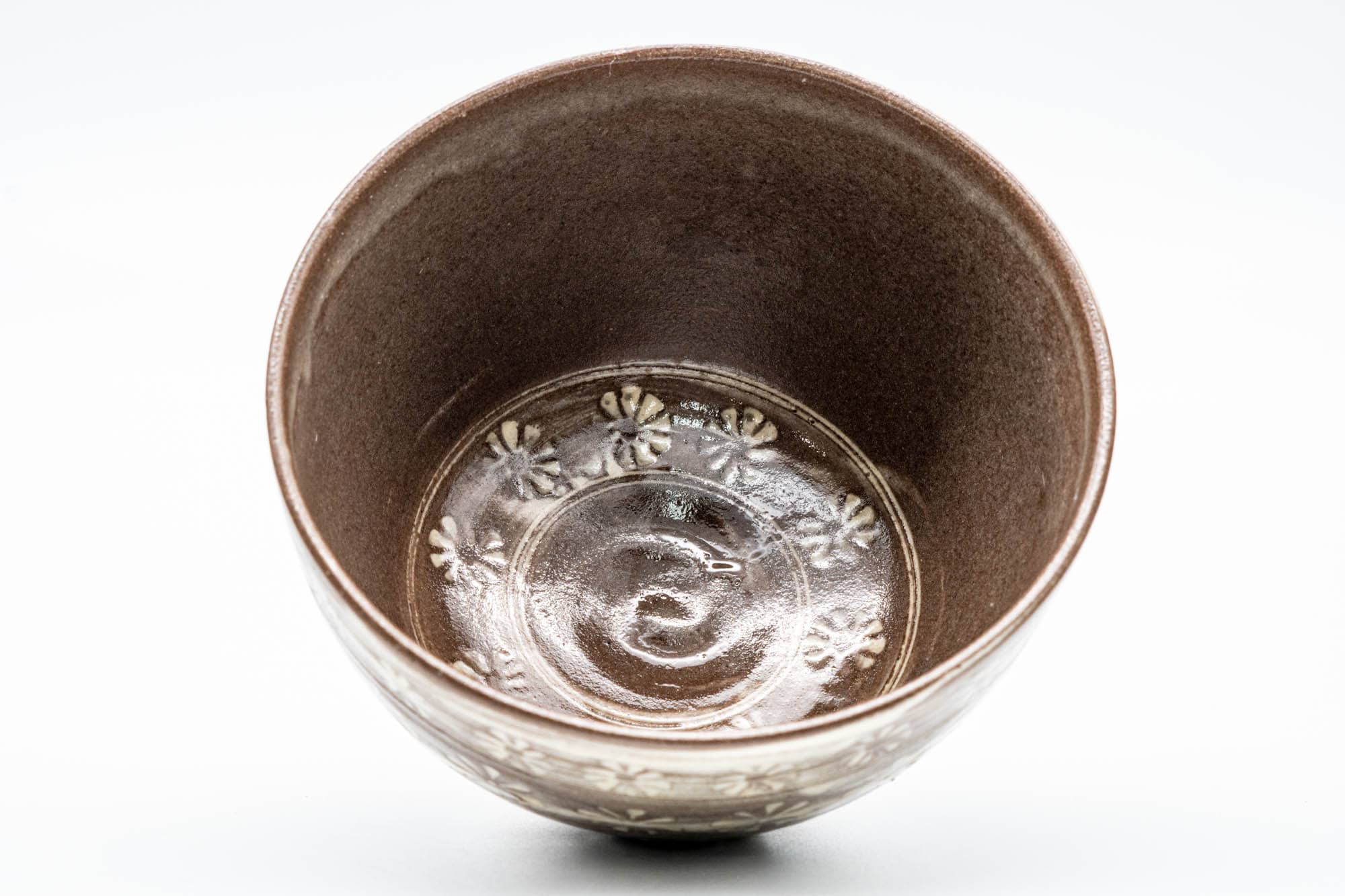 Japanese Matcha Bowl - Brown Chrysanthemum-stamped Mishima Wan-nari Chawan - 425ml