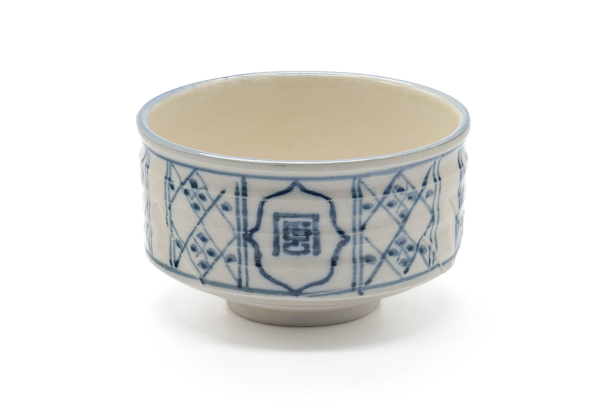 Japanese Matcha Bowl - White Blue Geometric Hantsutsu-gata Chawan - 400ml