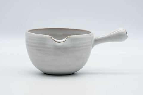 Japanese Yuzamashi - White Glazed Tokoname-yaki Spouted Bowl - 300ml