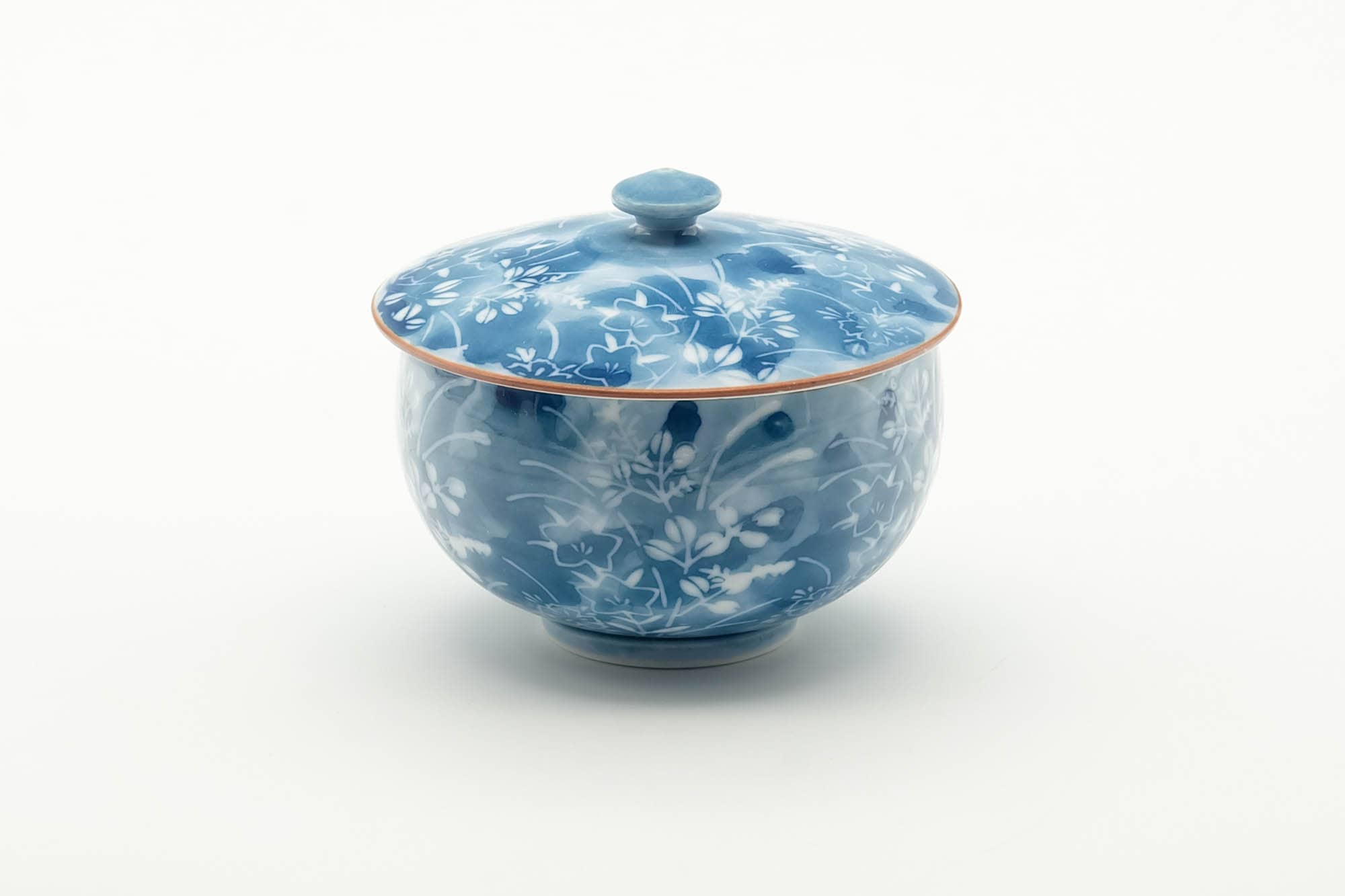 Japanese Teacup - Blue Floral White Porcelain Arita-yaki Lidded Yunomi - 140ml