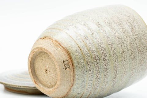 Japanese Teacup - Speckled Olive Green Spiraling Lidded Yunomi - 125ml - Tezumi