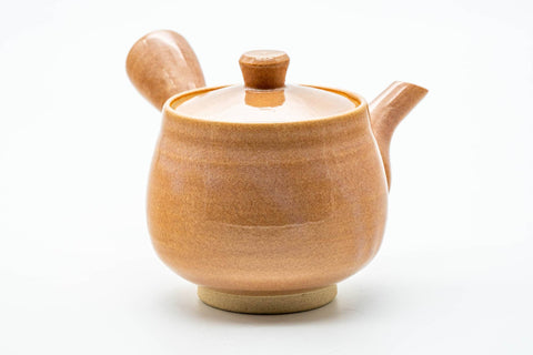 Japanese Kyusu - Pink Hagi-yaki Ceramic Filter Teapot - 300ml - three-quarter rear view, spout to the right, lid on