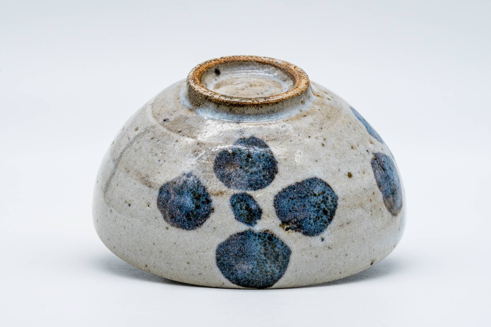 Japanese Matcha Bowl - Grey Blue Floral Wan-nari Chawan - 150ml