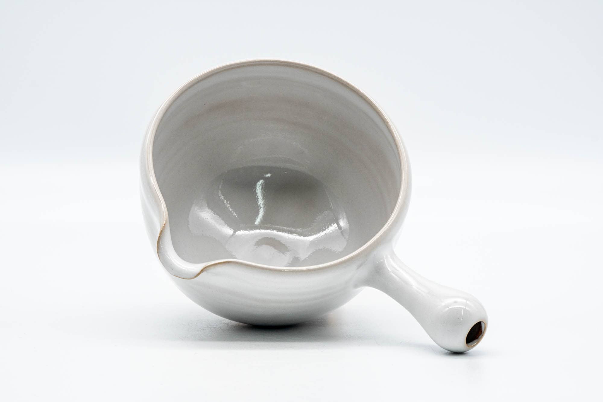 Japanese Yuzamashi - White Glazed Tokoname-yaki Spouted Bowl - 300ml