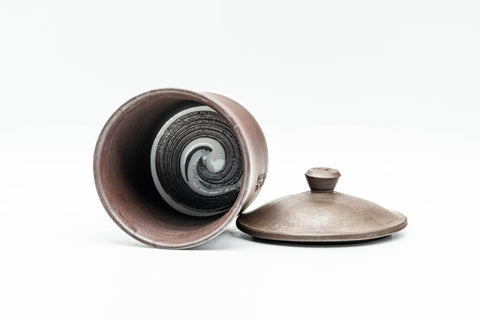 Japanese Teacup - Engraved White Inner-Glazed Purple Banko-yaki Lidded Yunomi - 100ml