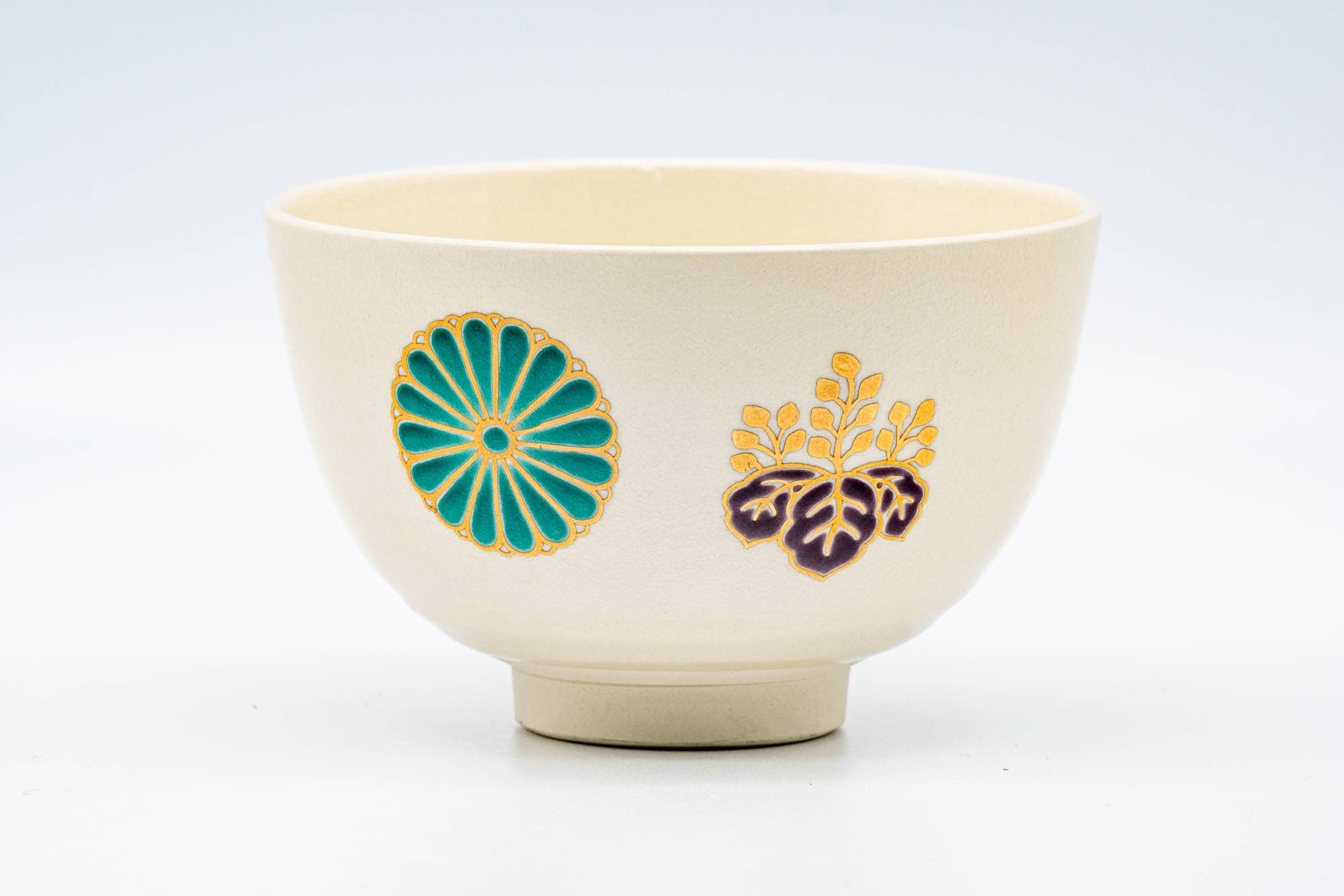 Japanese Matcha Bowl - Floral Paulownia Kyo-yaki Chawan - 250ml