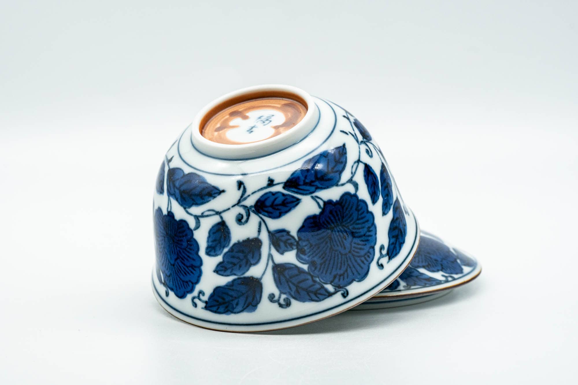 Japanese Teacup - 有田焼 Blue Floral Arita-yaki Lidded Yunomi - 130ml - Tezumi