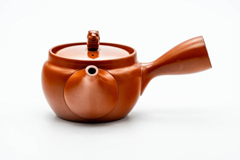 Japanese Kyusu - Sheep Drum Decorated Tokoname-yaki Mesh Teapot - 260ml - raised three-quarter view showing the lid knob and side handle