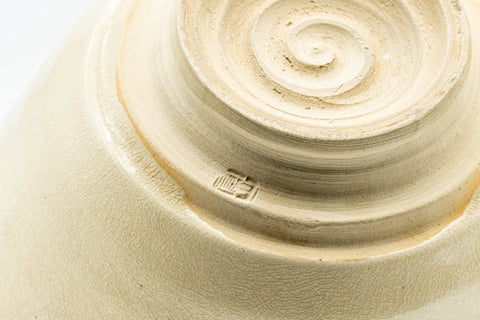Tezumi — Japanese Matcha Bowl - Otafuku Okame Themed Kyo-yaki Chawan - 300ml — closeup of the foot