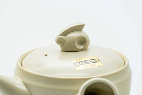 Japanese Kyusu - White Bunny Rabbit Tokoname-yaki Mesh Teapot - 250ml