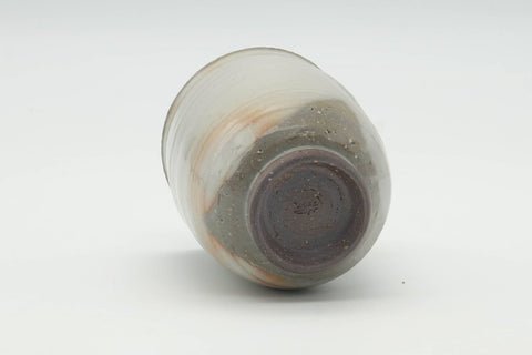 Tezumi — Japanese Teacup - Bunny Rabbits Kiyomizu-yaki Yunomi - 200ml — tipped to show the interior