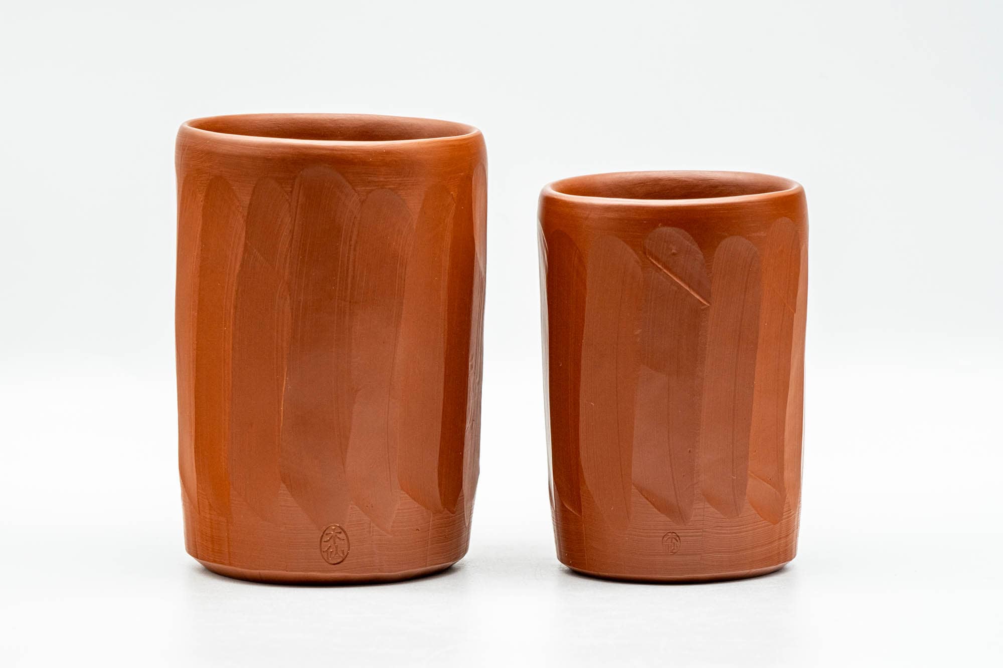 Japanese Teacups - Pair of Carved Red Shudei Tokoname-yaki Meoto Yunomi