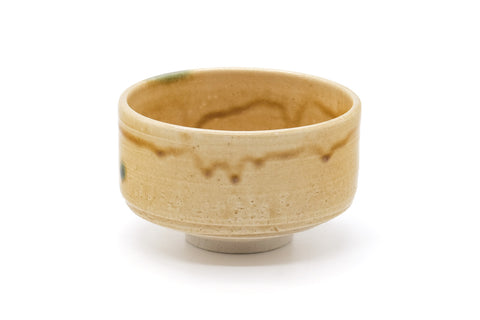 Tezumi — Japanese Matcha Bowl - Yellow Green Drip-Glazed Seto Chawan - 475ml — front view from another angle