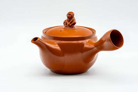 Tezumi — Japanese Kyusu - Monkeys and Leaves Tokoname-yaki Mesh Filter Teapot - 400ml — side view showing the spout